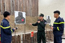 C&ocirc;ng an th&agrave;nh phố Huế n&acirc;ng cao bản lĩnh, sẵn s&agrave;ng chiến đấu