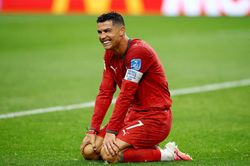 HLV Erik ten Hag: Ronaldo tự &yacute; bỏ tập, thể lực kh&ocirc;ng đạt y&ecirc;u cầu