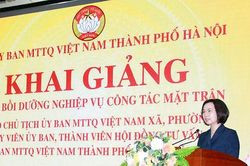 C&aacute;n bộ mặt trận phải giải quyết được những b&agrave;i to&aacute;n ph&aacute;t sinh từ thực tiễn