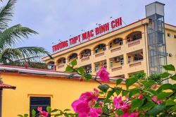 X&aacute;c minh clip học sinh c&oacute; h&agrave;nh vi bạo lực với gi&aacute;o vi&ecirc;n