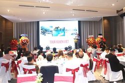 Ra mắt tour du lịch xuy&ecirc;n Việt 39 ng&agrave;y 38 đ&ecirc;m tại Kh&aacute;nh H&ograve;a