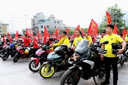 100 xe m&ocirc; t&ocirc; chinh phục M&atilde; P&igrave; L&egrave;ng, quảng b&aacute; du lịch an to&agrave;n