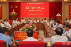 Ph&aacute;t huy nguồn lực tổng hợp phục vụ nghi&ecirc;n cứu l&yacute; luận v&agrave; c&ocirc;ng t&aacute;c đ&agrave;o tạo