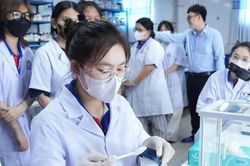 Tuyển sinh, đ&agrave;o tạo Ng&agrave;nh c&ocirc;ng nghệ chiến lược - STEM: Trường nghề trao 'ch&igrave;a kh&oacute;a' cho lao động trẻ