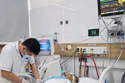 Vụ r&ograve; rỉ kh&iacute; clo ở H&agrave; Nội: 7 người nhập viện Bạch Mai, 2 ca rất nặng