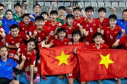 U17 Việt Nam thua đậm trận đầu trong chuyến du đấu H&agrave;n Quốc