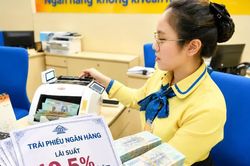 Tr&aacute;i phiếu 'n&oacute;ng' giữa l&uacute;c l&atilde;i suất ng&acirc;n h&agrave;ng &igrave; ạch 'hạ nhiệt'