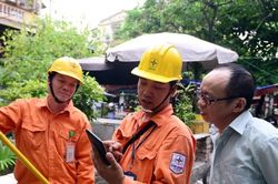 Đề xuất &aacute;p gi&aacute; điện theo giờ: Chưa r&otilde; t&aacute;c động, chuy&ecirc;n gia cảnh b&aacute;o g&igrave;?