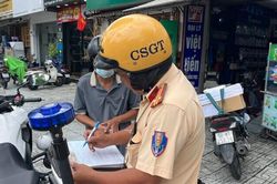 CSGT TP.HCM tăng cường phạt nguội, xử l&yacute; xe m&aacute;y đi ngược chiều
