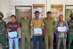 Bắt 'bố gi&agrave; đường bi&ecirc;n'