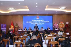 Ba ứng vi&ecirc;n tranh cử ghế Chủ tịch VFF