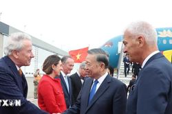 Tổng B&iacute; thư, Chủ tịch nước T&ocirc; L&acirc;m bắt đầu thăm ch&iacute;nh thức EU v&agrave; Bỉ