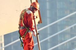 Ch&ugrave;m ảnh: Những b&agrave;n tay dựng nhịp cầu h&igrave;nh l&aacute; dừa b&ecirc;n s&ocirc;ng S&agrave;i G&ograve;n