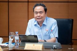 Chủ tịch Quốc hội: 'C&aacute;i g&igrave; c&oacute; lợi cho d&acirc;n, cho nước th&igrave; quyết định ngay'