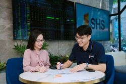 SHS đạt doanh thu hơn 1.000 tỷ đồng trong qu&yacute; III, dư nợ cho vay vượt 12.400 tỷ đồng