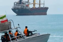 Tin thế giới sáng 21-10: Iran tuyên bố bắn hạ MQ-9, đẩy tàu chiến Mỹ cách xa Hormuz 700km