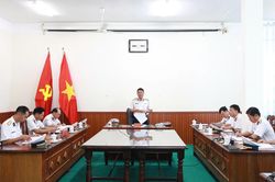 V&ugrave;ng 4 Hải qu&acirc;n kiểm tra c&ocirc;ng t&aacute;c huấn luyện hạ sĩ quan chỉ huy tại Lữ đo&agrave;n 101