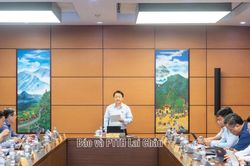 Đo&agrave;n đại biểu Quốc hội tỉnh Lai Ch&acirc;u g&oacute;p &yacute; ho&agrave;n thiện c&aacute;c dự &aacute;n luật về y tế, lao động v&agrave; bảo hiểm x&atilde; hội