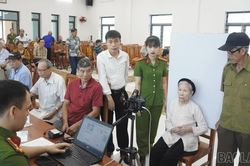 Phường Y&ecirc;n B&aacute;i thu nhận mẫu sinh phẩm cho 226 th&acirc;n nh&acirc;n họ ngoại liệt sĩ chưa x&aacute;c định được danh t&iacute;nh