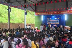Ấm &aacute;p chương tr&igrave;nh t&igrave;nh nguyện 