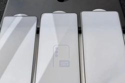 Galaxy S27 Series lộ diện qua phụ kiện m&agrave;n h&igrave;nh: Ph&acirc;n t&iacute;ch k&iacute;ch thước v&agrave; t&ugrave;y chọn bộ nhớ