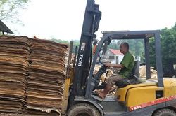 Nghề chế biến gỗ ở T&acirc;y Cốc