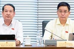 Đừng để thủ tục ngăn cản quyền lợi người d&acirc;n