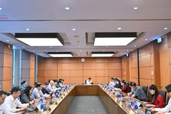Bảo đảm thực chất quyền l&agrave;m chủ của người d&acirc;n ở cơ sở