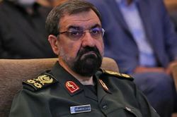 Iran kh&ocirc;ng cho ph&eacute;p vận chuyển uranium l&agrave;m gi&agrave;u ra khỏi đất nước