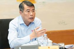 Thủ tướng L&ecirc; Minh Hưng: Cần c&oacute; cơ chế để người bệnh tiếp cận thuốc, thiết bị y tế với gi&aacute; hợp l&yacute;