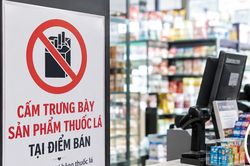 Cấm trưng b&agrave;y thuốc l&aacute; tại điểm b&aacute;n: Giảm nguy cơ h&uacute;t thuốc ở trẻ em