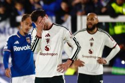 'Manchester United chỉ c&ograve;n l&agrave; c&aacute;i t&ecirc;n'