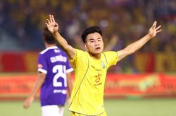Sao trẻ v&ocirc; danh rực s&aacute;ng giữa c&aacute;c ngoại binh V.League