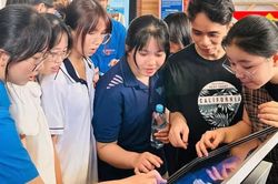 Kể chuyện di sản, đ&aacute;nh thức sức h&uacute;t bảo t&agrave;ng