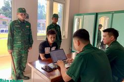 Đồn bi&ecirc;n ph&ograve;ng Cửa khẩu Mỹ Qu&yacute; T&acirc;y ph&aacute;t hiện người bị tạm ho&atilde;n xuất cảnh li&ecirc;n quan vụ lừa đảo