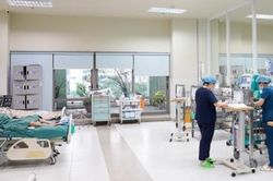 Dấu hiệu biến chứng nguy hiểm tr&ecirc;n bệnh nh&acirc;n c&uacute;m A
