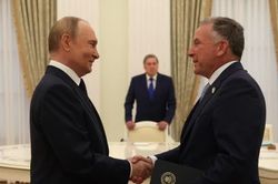 Mỹ - Nga h&eacute; lộ những t&iacute;nh to&aacute;n kinh tế b&ecirc;n cạnh đ&agrave;m ph&aacute;n Ukraine