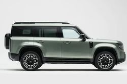 SUV địa hình công suất 536 mã lực, giá hơn 540 triệu đồng