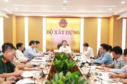 Bộ trưởng Trần Hồng Minh 'th&uacute;c' giải ng&acirc;n vốn c&aacute;c dự &aacute;n giao th&ocirc;ng trọng điểm