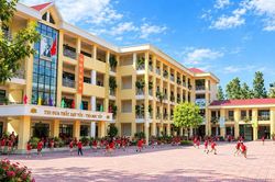 Gỡ kh&oacute; ở ng&ocirc;i trường lớn thứ hai Bắc Ninh sau s&aacute;p nhập