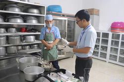 Siết chặt an to&agrave;n thực phẩm