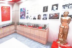 C&ocirc;ng an th&agrave;nh phố Đồng Nai ra mắt Nh&agrave; truyền thống số