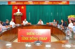 Qu&aacute;n triệt x&acirc;y dựng cơ sở dữ liệu vị tr&iacute; việc l&agrave;m trong hệ thống ch&iacute;nh trị