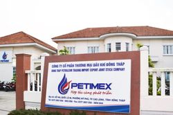 Petimex b&aacute;n 185 triệu l&iacute;t xăng dầu kh&ocirc;ng chứng từ, Thanh tra Ch&iacute;nh phủ chuyển hồ sơ sang C&ocirc;ng an