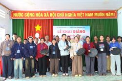 X&atilde; Đ&ocirc;ng Kh&aacute;nh Sơn khai giảng lớp truyền dạy c&aacute;c l&agrave;n điệu m&atilde; la