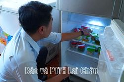 Tăng cường kiểm tra bếp ăn tập thể tại c&aacute;c nh&agrave; trường