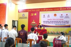 Gần 500 học sinh tham gia phi&ecirc;n t&ograve;a giả định