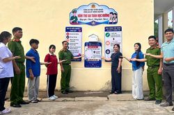 Hiệu quả m&ocirc; h&igrave;nh 'H&ograve;m thư an to&agrave;n học đường'