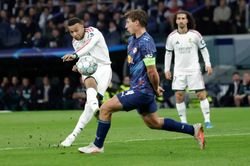 Champions League: Real Madrid đại thắng, MU thảm bại trước Como
