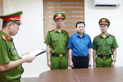 Khởi tố Bí thư xã Hợp Kim cùng đồng phạm thu lợi bất chính hơn 25 tỷ đồng